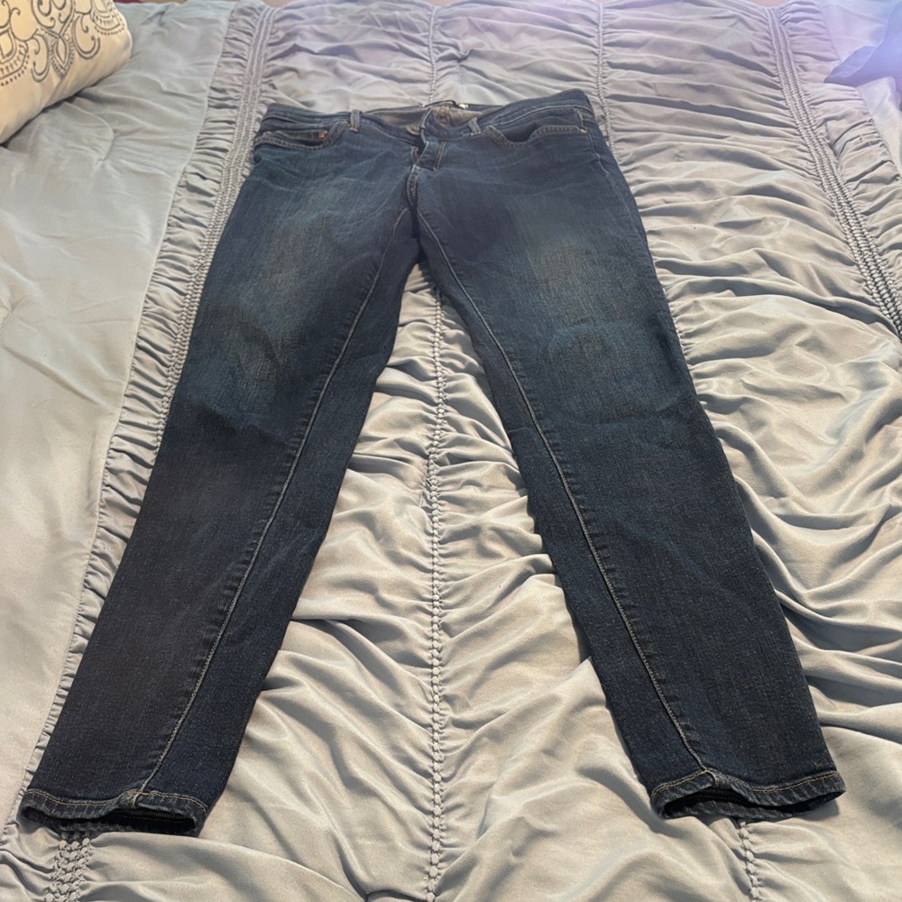 Classic Indigo Women's Skinny Jeans
